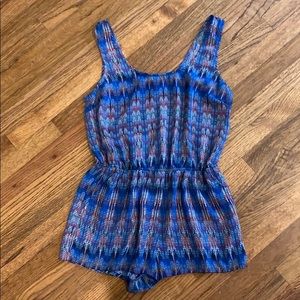 Blue patterned romper (S)